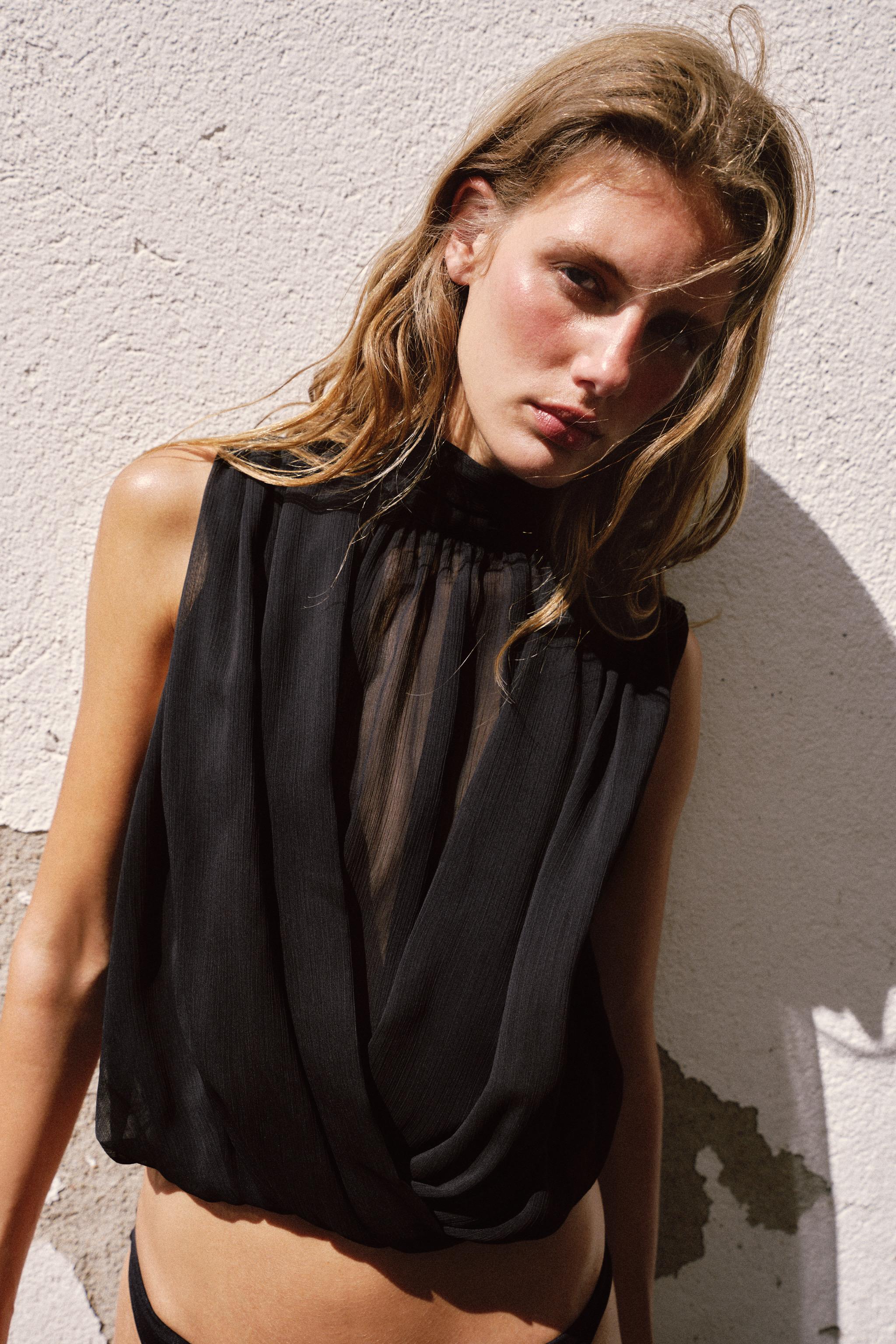 DRAPED BALLOON TOP
